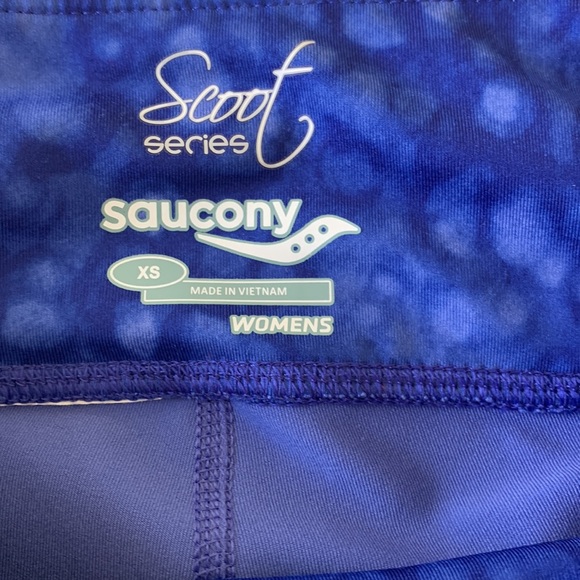 Saucony running outfit - Picture 4 of 8